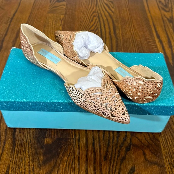 Blue by Betsey Johnson Shoes - NEW Blue by Betsey Johnson Women's Pearl Sandal Sz 7M